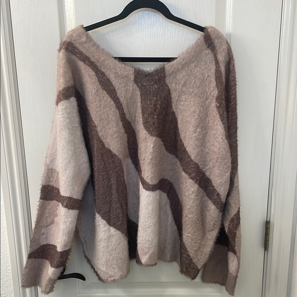 POL Brown V-Neck Sweater with Relaxed Fit - Picture 3 of 3